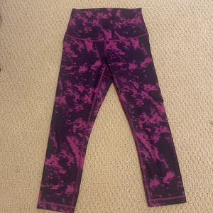Lululemon crop leggings size 4